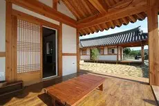 Gyeongju Hanok Pen Town Guesthouse 