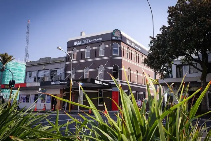 Haka Lodge Auckland 