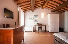 Agriturismo Borgo tra gli Olivi 