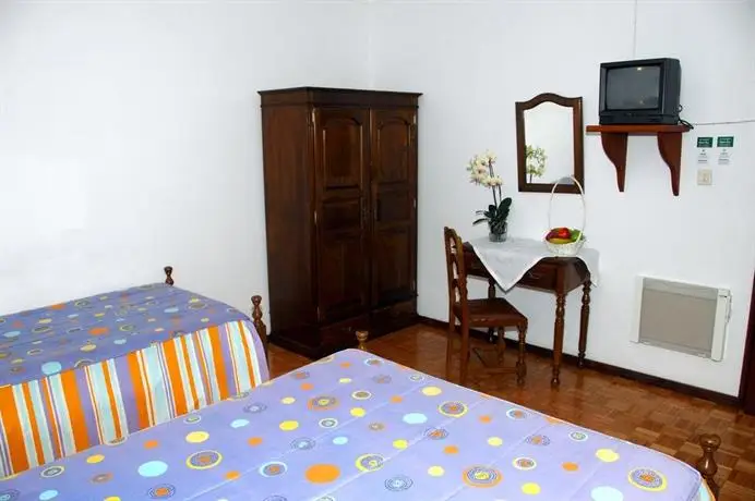 Geres Guest House 