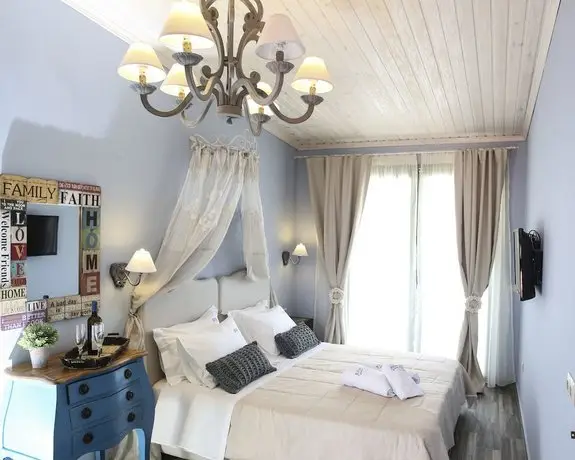 Alkionides Boutique Rooms 