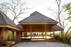 Bodhi Tree Yoga Resort 