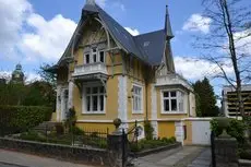 Golden Villa on the Museumsberg 