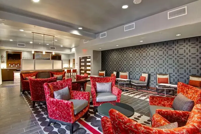 Hampton Inn and Suites Cincinnati - Downtown 