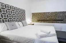 Apartamentos Los Venerables 