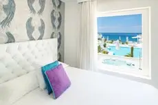 Lani's Suites de Luxe - Adults Only 