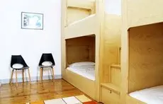 The Luggage Hostel & Suites 