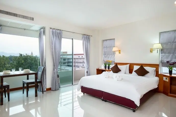 Kanchanaburi City Hotel 