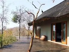 Etali Safari Lodge 