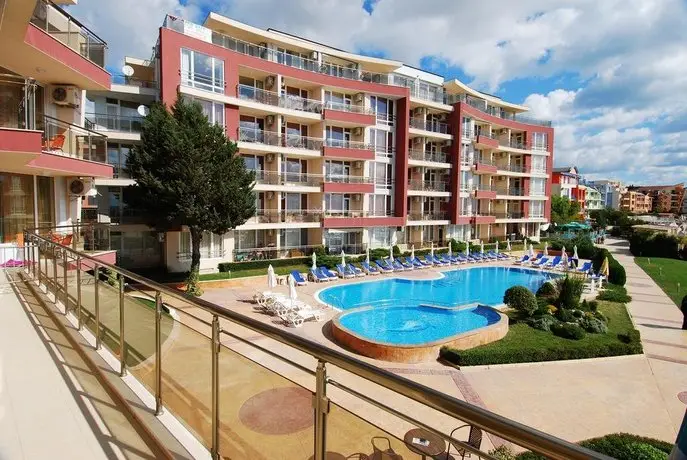 Aurelia Beach Complex 