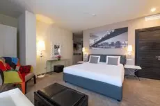 Opera Suite Hotel 