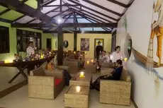 Thanakha Inle Hotel 