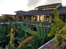 Thanakha Inle Hotel 