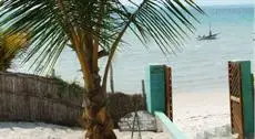 Baobab Beach Resort and Backpackers 