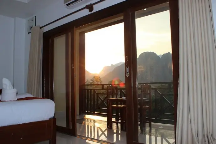 The Grand Riverside Hotel Vang Vieng 