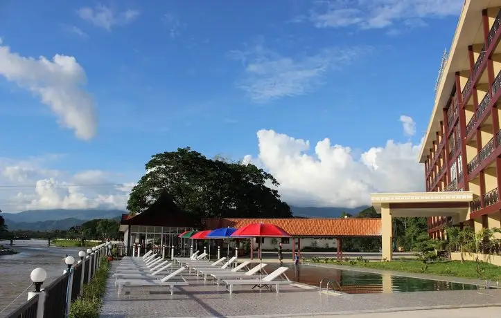 The Grand Riverside Hotel Vang Vieng 