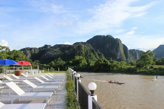 The Grand Riverside Hotel Vang Vieng 