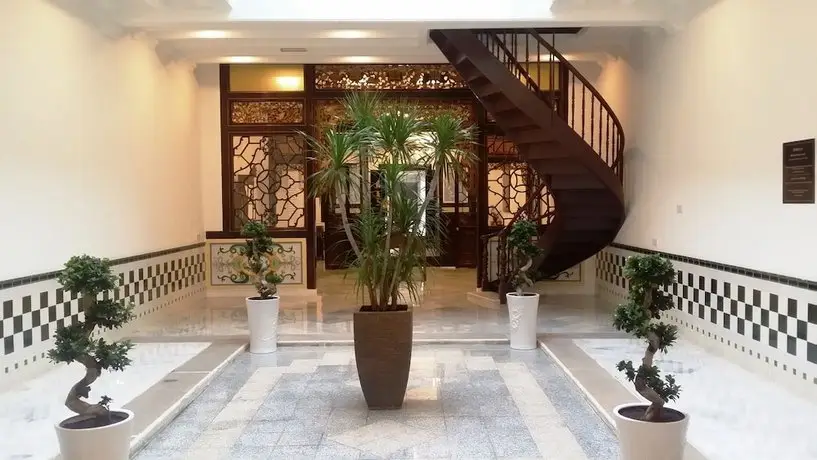 Heeren Palm Suites