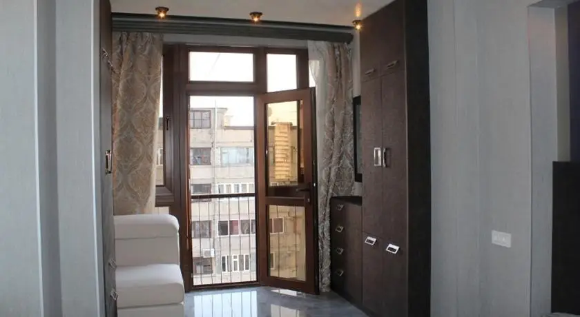 Home Elite - Luxury Apartment at Koghbatsi Street 