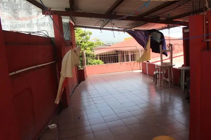 Hostal Guacamayos La Ceiba