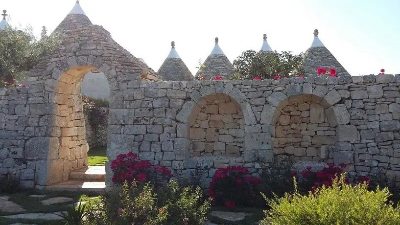 Trulli Arco Antico