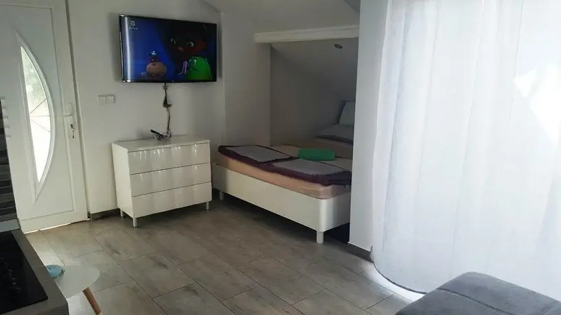 Apartmani Brzica 