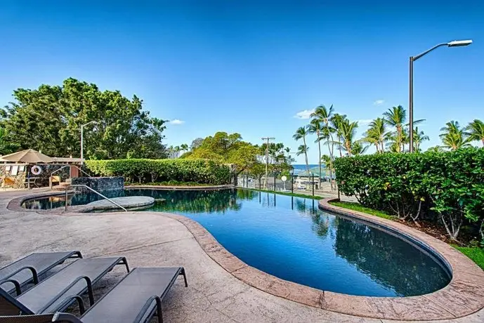 Beach Villas at Kahalu'u