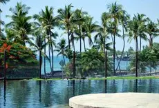 Beach Villas at Kahalu'u 