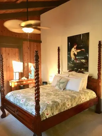 Mermaid Dreams Bed and Breakfast 