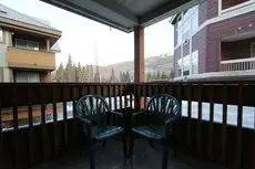 Marketplace Lodge by Whistler Retreats 