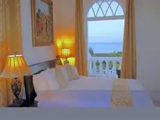 Ocean West Boutique Hotel 