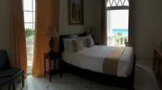 Ocean West Boutique Hotel 