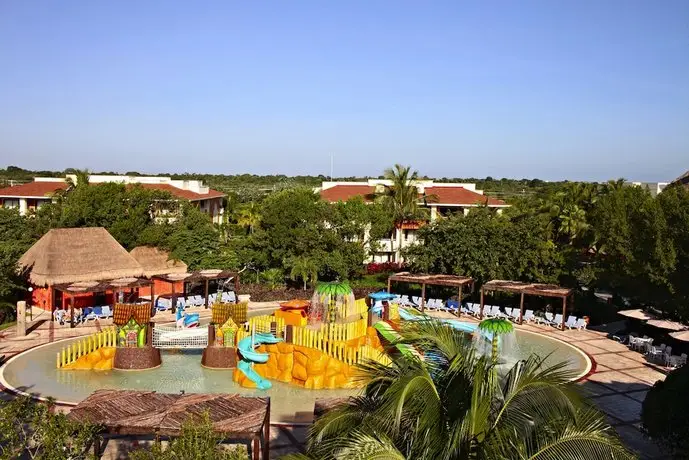 Bahia Principe Vacation Rentals - Quetzal - One-Bedroom Apartments 