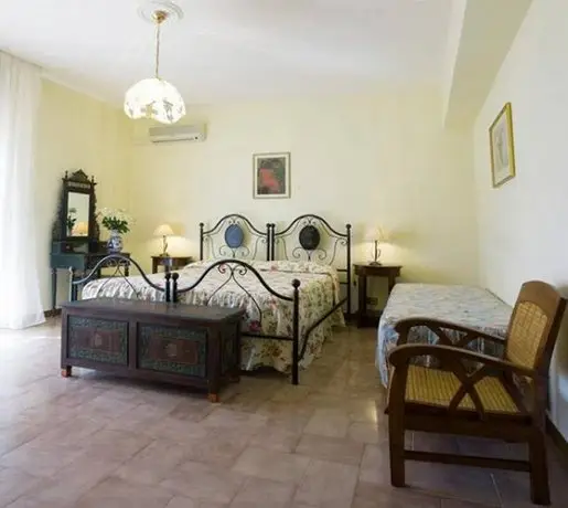 Bed & Breakfast Villa Flora Agropoli 