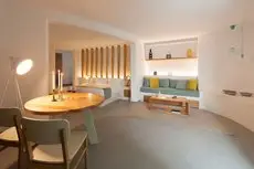 Neptune Luxury Suites 