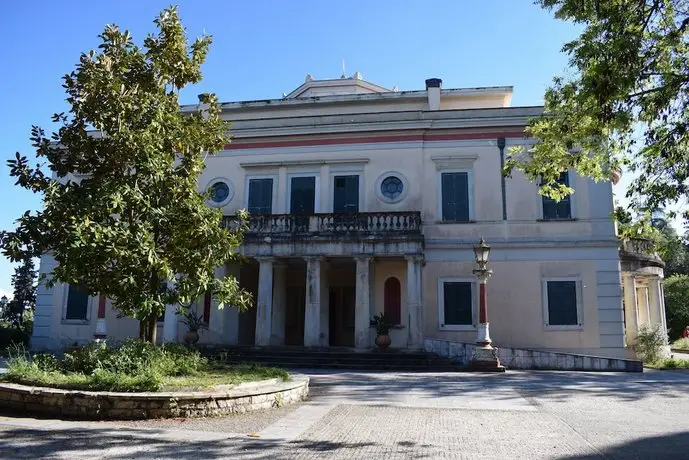 Garitsa Bay Apartment