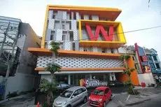 The Win Hotel Surabaya 