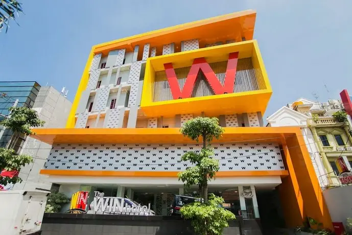 The Win Hotel Surabaya 