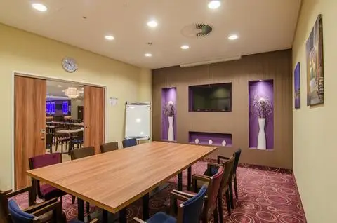 Premier Inn Dusseldorf City Ost 