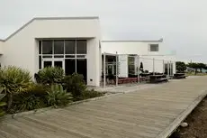 East Pier Hotel 