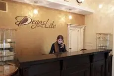 Degas Lite Hotel 