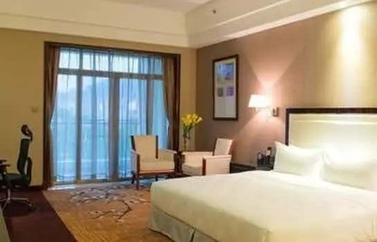 Country Garden Phoenix Hotel Maoming 