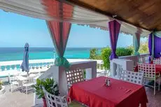 Skyclub Beach Suite at Mobay Club 