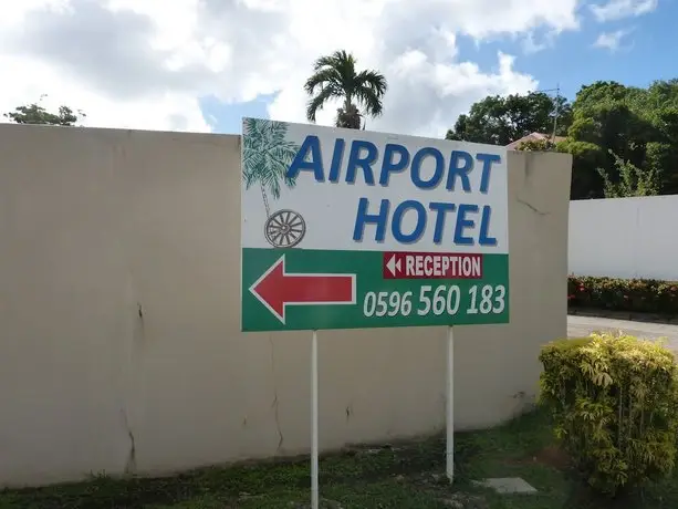 Airport hotel Ducos 