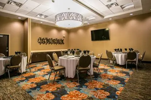 Holiday Inn Hotel & Suites Chattanooga 