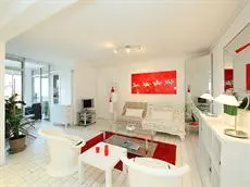 Interhome - Appartement sur front de mer 