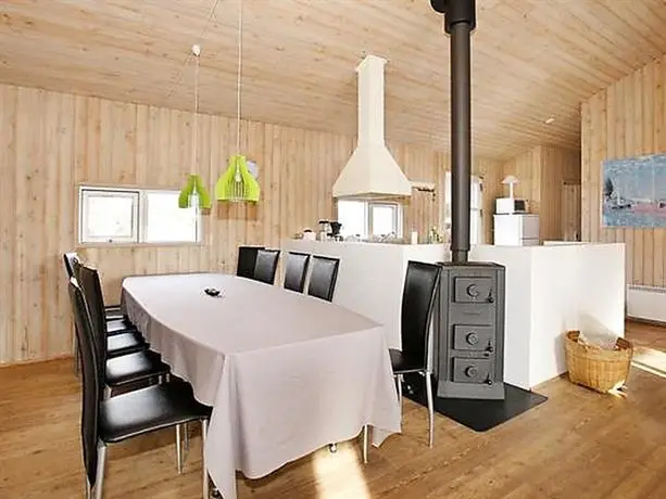 Four-Bedroom Holiday home in Thisted 16 