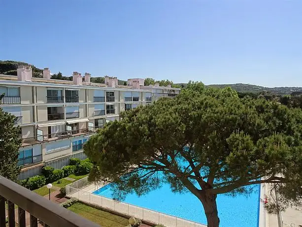 Interhome - Paris Saint Tropez