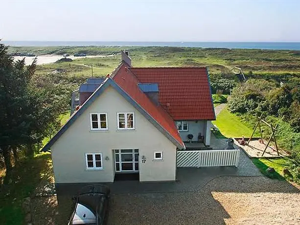 Six-Bedroom Holiday home in Blavand 3 