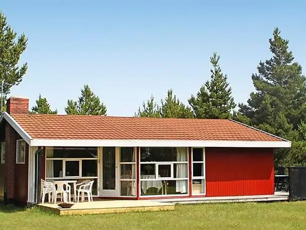 Three-Bedroom Holiday home in Blavand 5